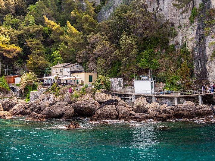 Shore Excursion Must-Do: Concierge Collection: Camogli Highlights & Punta Chiappa (Portofino, Italy)